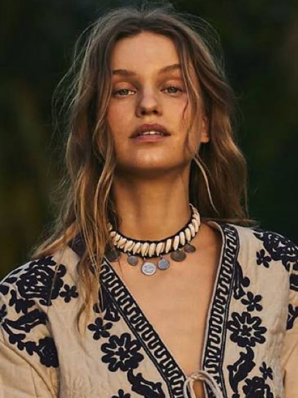 NWT! Free People Kalua Shell Statement Necklace adjustable
